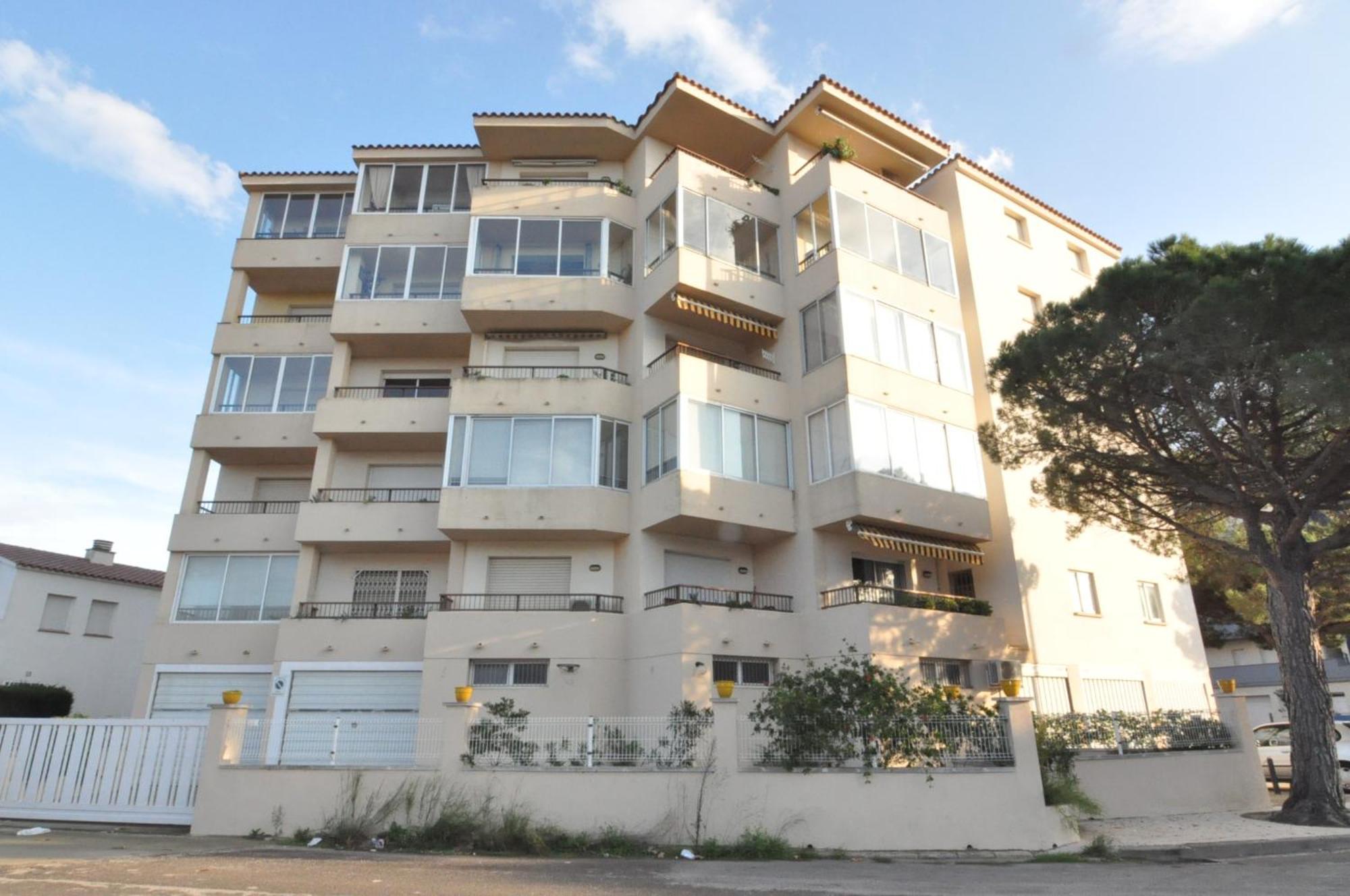 Rnet - Estrella De Mar Santa Margarita Roses Appartement Buitenkant foto